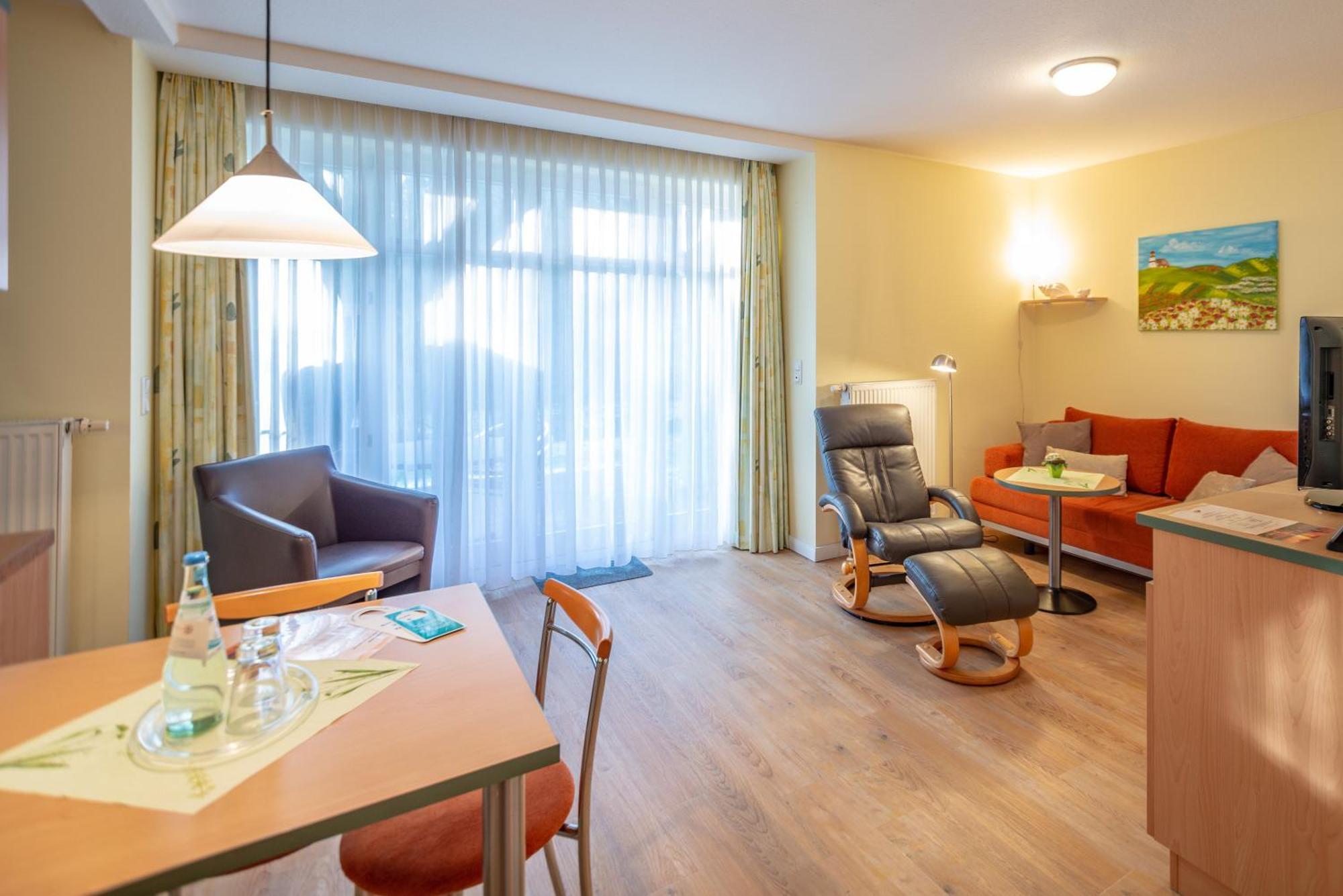 Am Weststrand Apartmenthaus Waldeck Ostseebad Kühlungsborn Extérieur photo